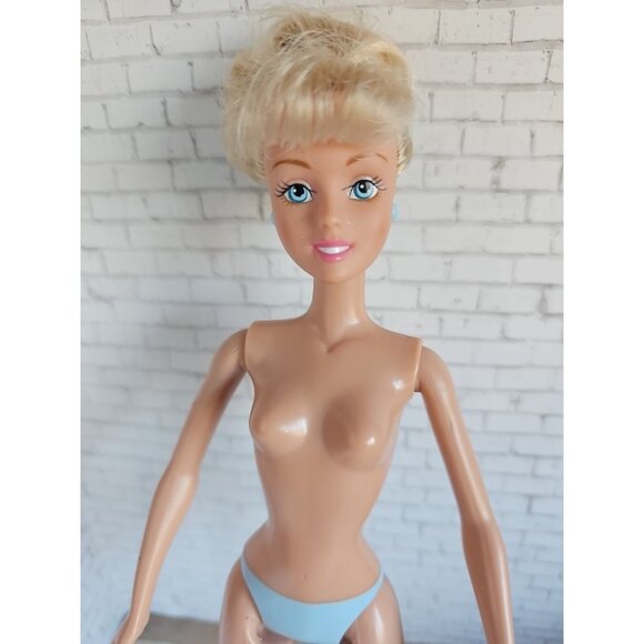 Disney Store 2010s Cinderella Blonde Princess 11.5” Fashion Doll TLC Nude - Picture 1 of 4